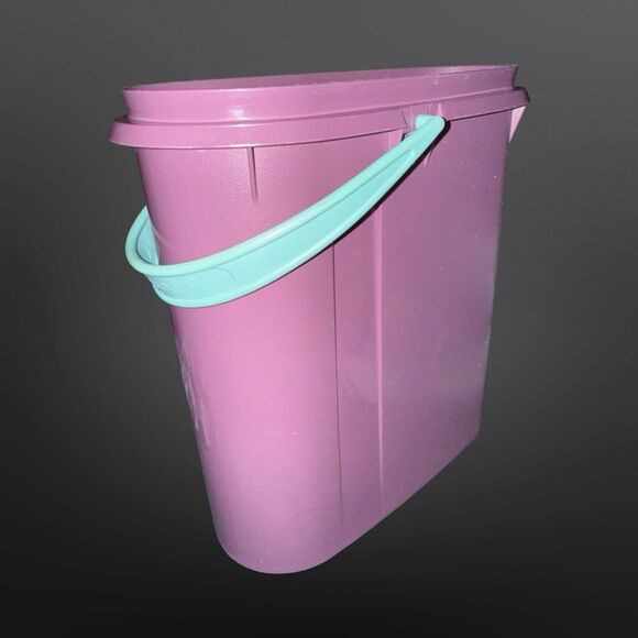 Tupperware 1 Quart Slim Juice Pitcher Purple Mint Beverage Buddy Store n Pour - Picture 2 of 11